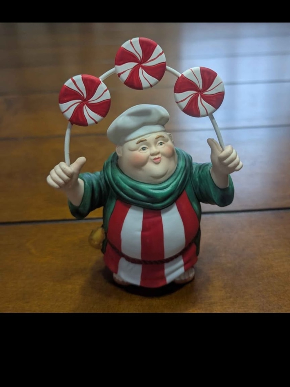 Department 56 - Merry Makers - Peter The Peppermint Maker